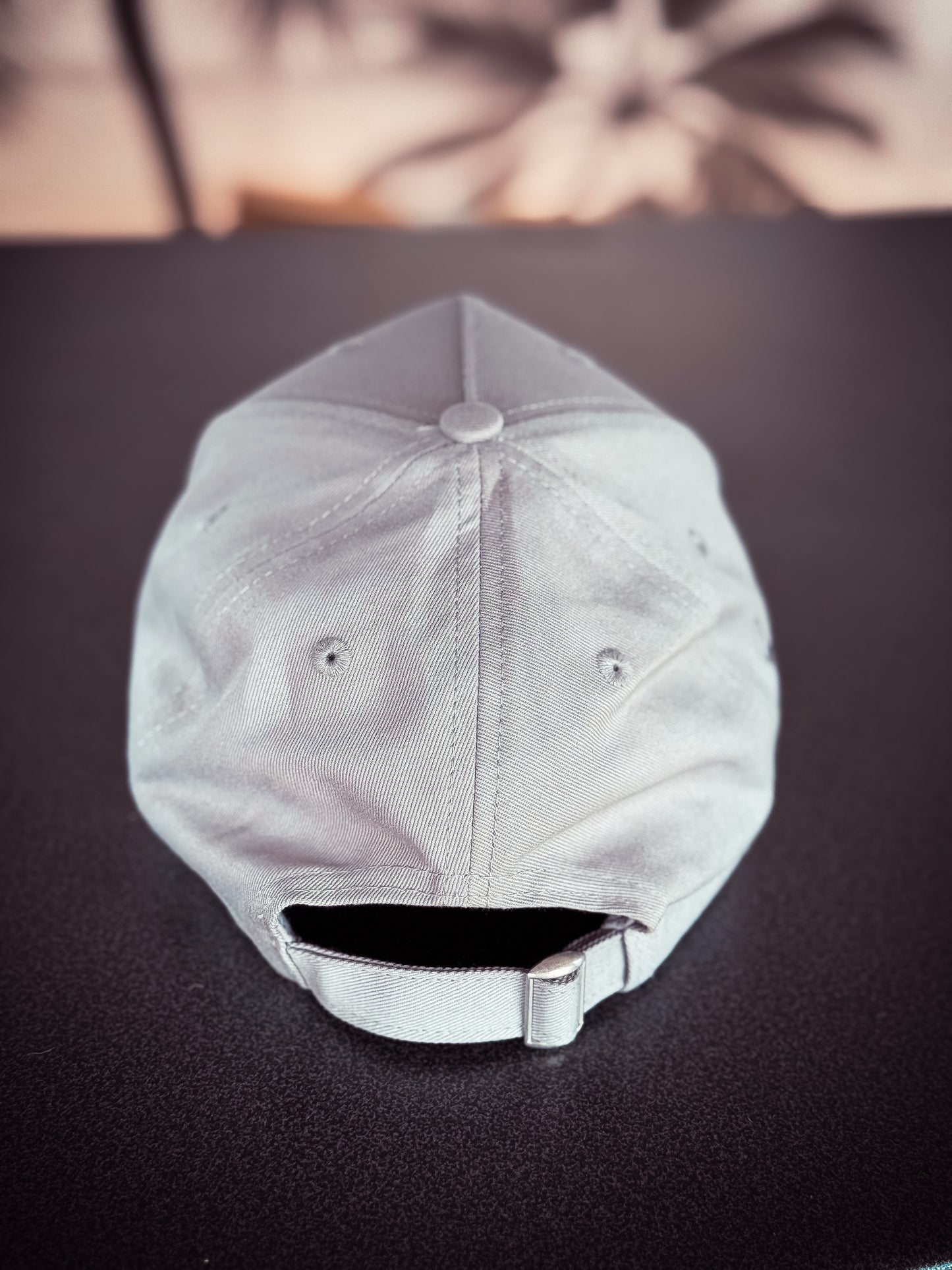 Stick-Cap "Lion" light grey