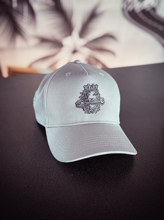 Stick-Cap "Lion" light grey